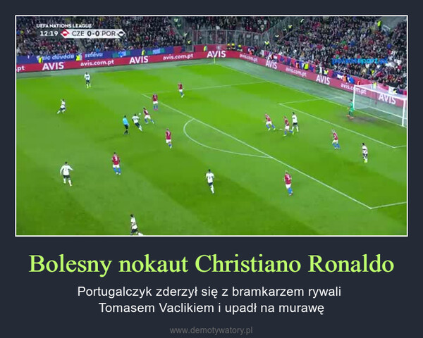 Bolesny nokaut Christiano Ronaldo – Portugalczyk zderzył się z bramkarzem rywali Tomasem Vaclikiem i upadł na murawę 
